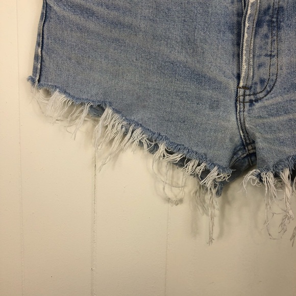 Vintage Levi’s 501 Button Fly Frayed Hem Shorts Sz 32 - Picture 10 of 11